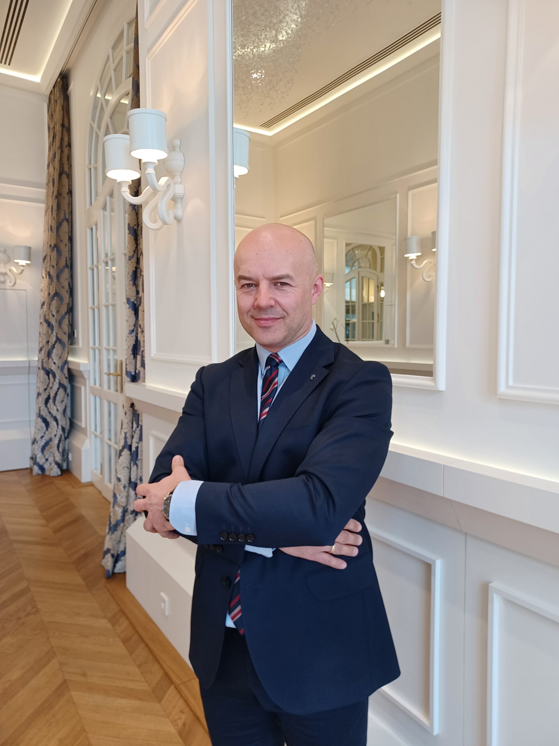 Karol Krawczyk awansowany na stanowisko dyrektora operacyjnego w historycznym hotelu Polonia Palace w Warszawie
