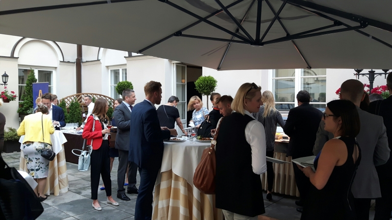 23.06.16 Speed Business Mixer