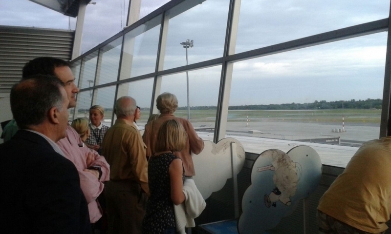TARDE en el aeropuerto