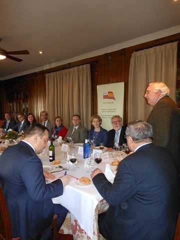 Reunión con el Subsecretario de Estado R. Mendivil
