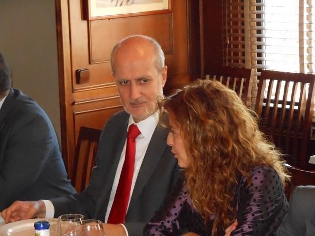 Reunión con el Subsecretario de Estado R. Mendivil